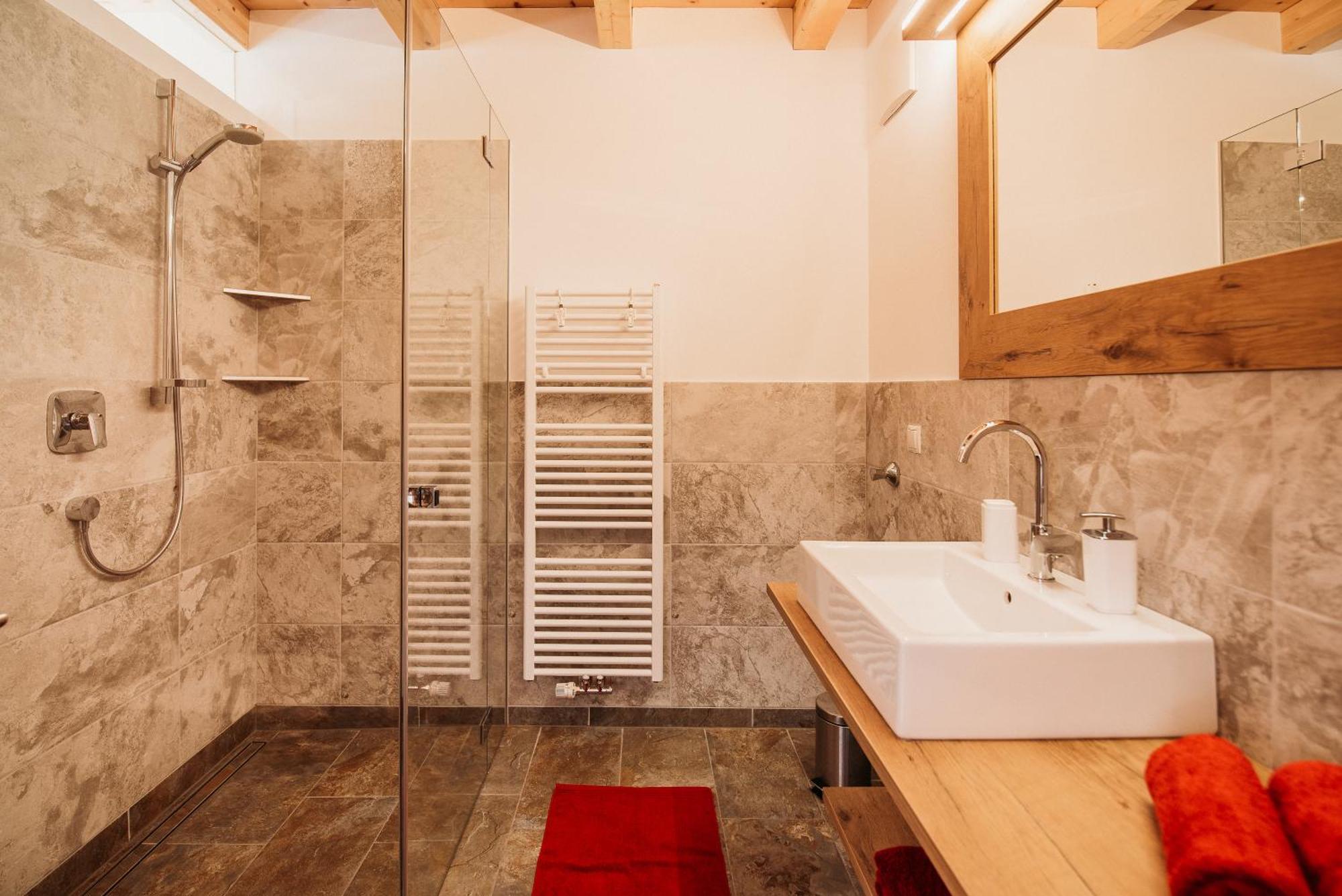 Grosskarnaiderhof Appartements-Bauernhof-Natur Pur Luson Extérieur photo